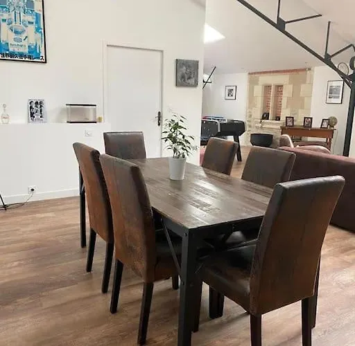 Loft Proche Centre Ville Hotes Habitant A L Etage